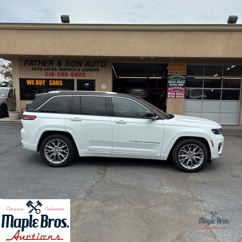 2022 Jeep Grand Cherokee 4xe Summit 4x4