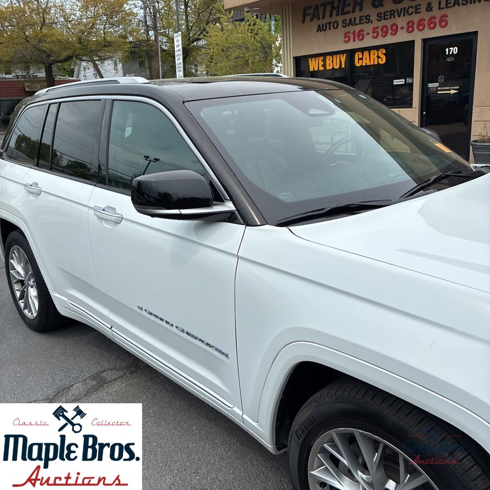 2022 Jeep Grand Cherokee 4xe Summit 4x4