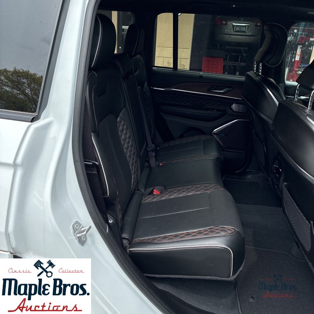 2022 Jeep Grand Cherokee 4xe Summit 4x4