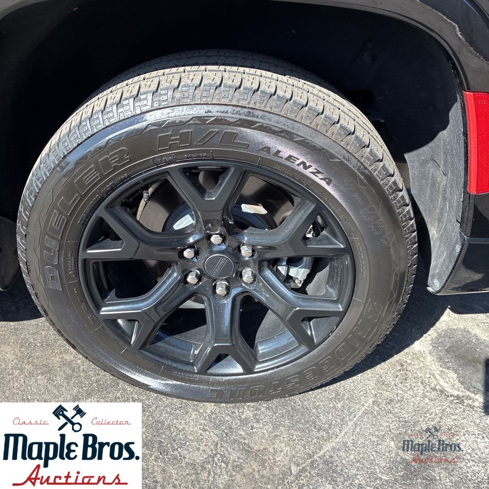 2025 Jeep Wagoneer L Series II Carbide 4x4
