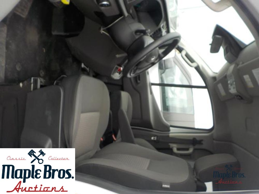 2024 Ford Transit Passenger Wagon XLT