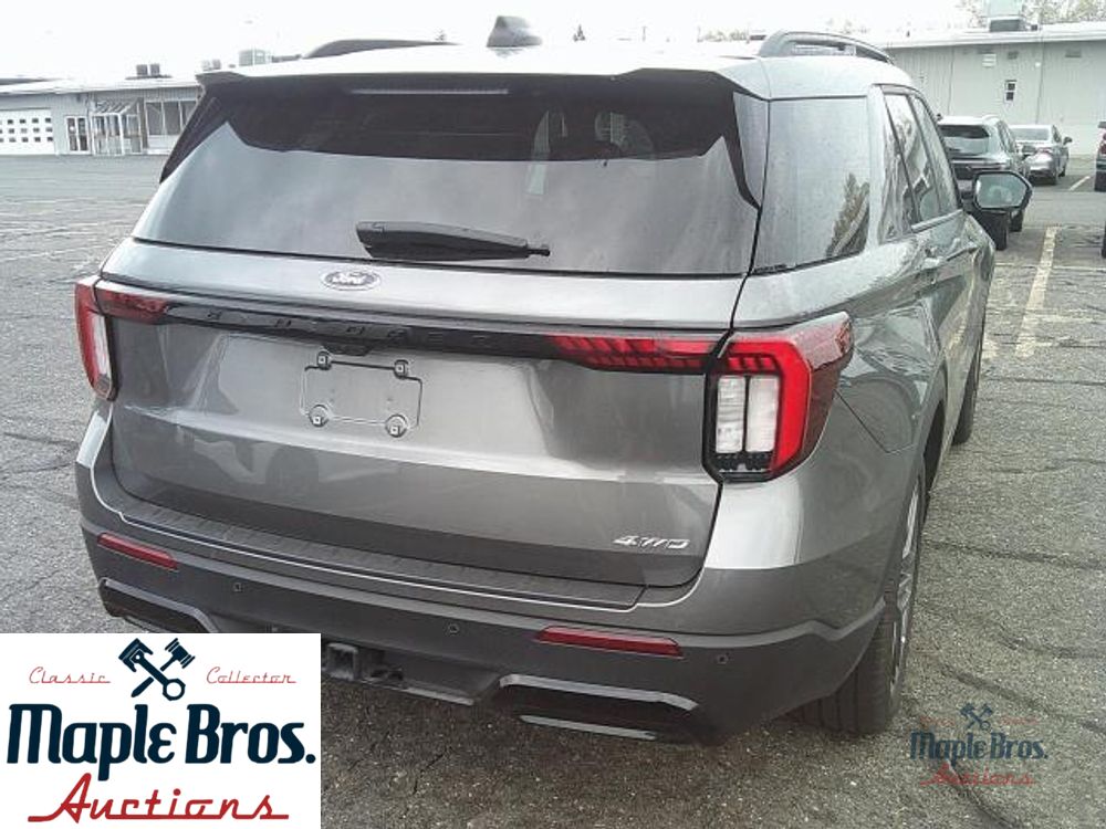 2025 Ford Explorer ST-Line