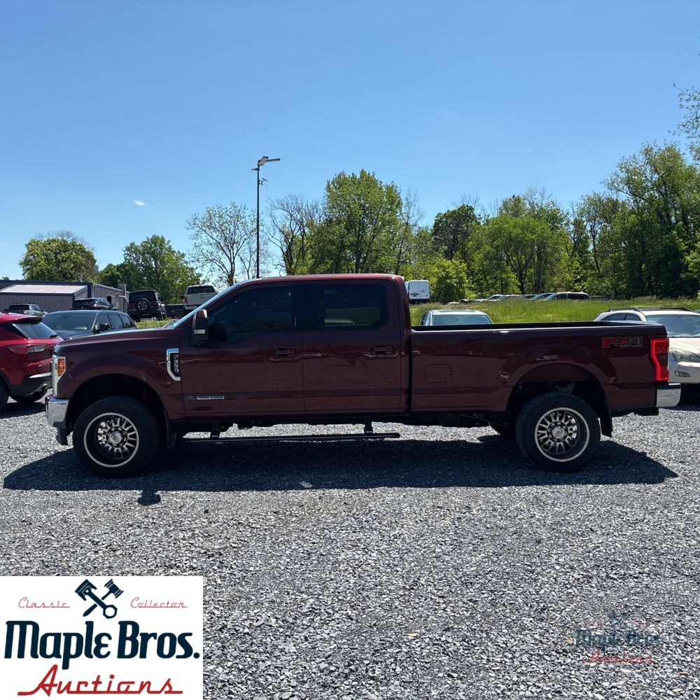 2017 Ford F-350 Super Duty Lariat