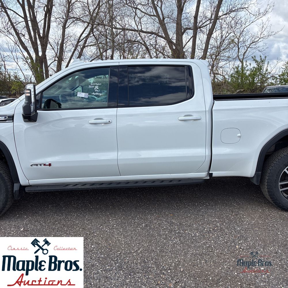 2025 GMC Sierra 1500 AT4