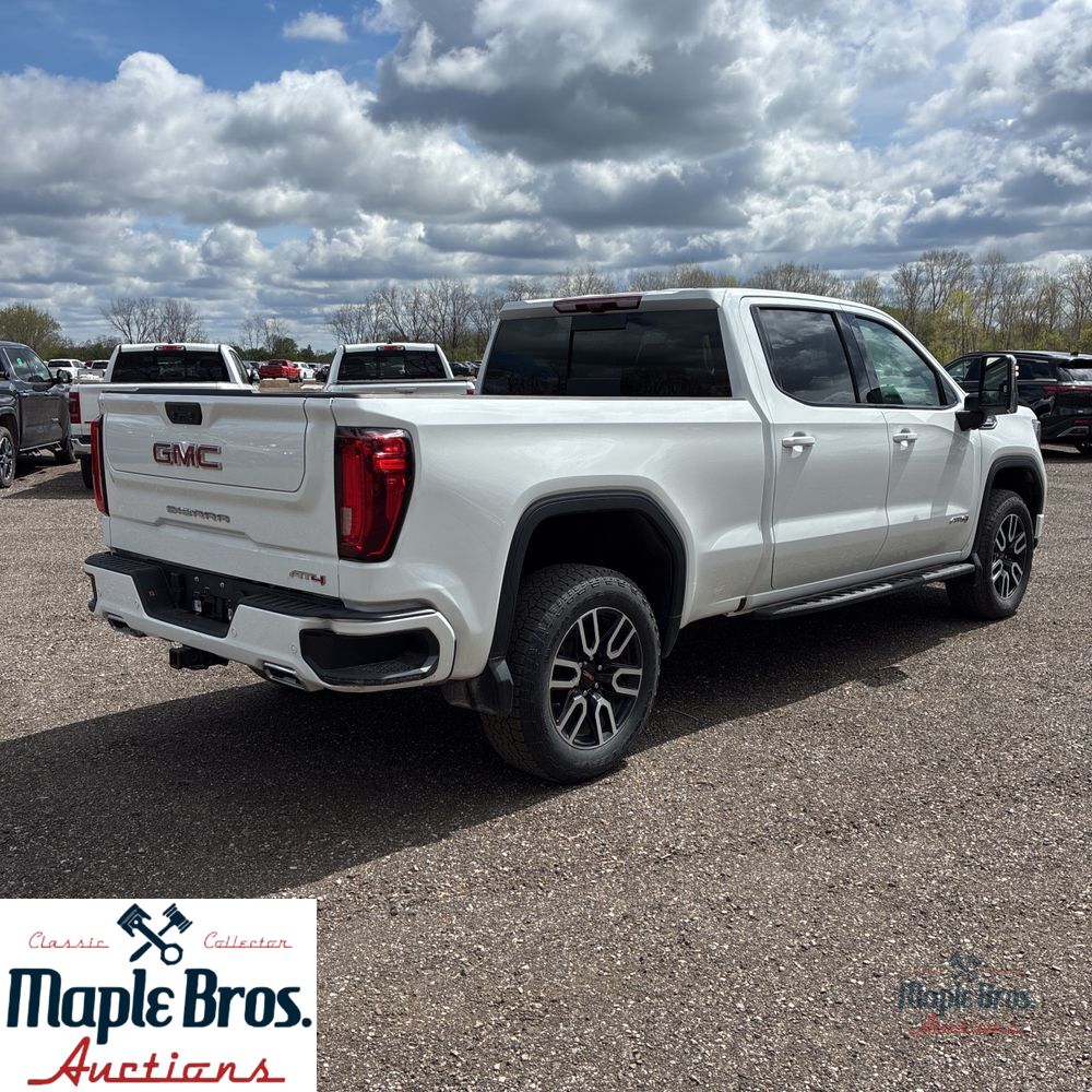 2025 GMC Sierra 1500 AT4