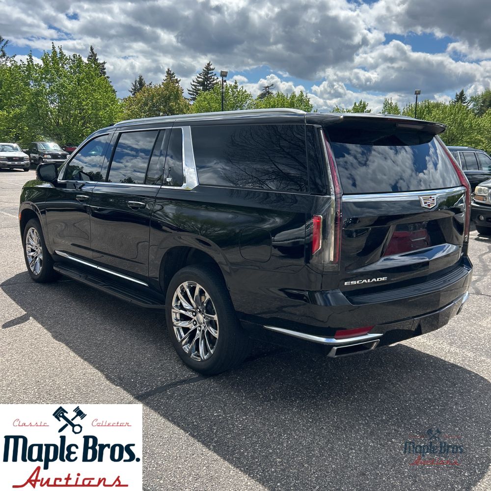 2024 Cadillac Escalade ESV Premium Luxury