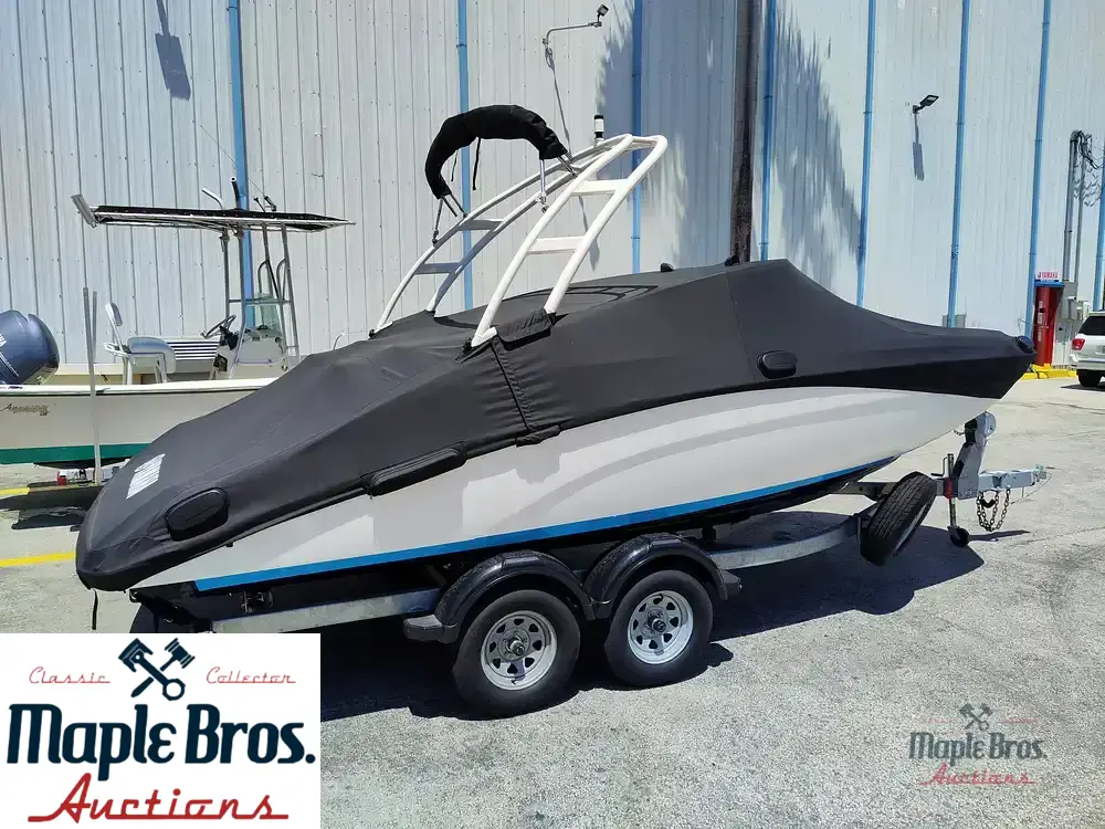2021 Yamaha AR210