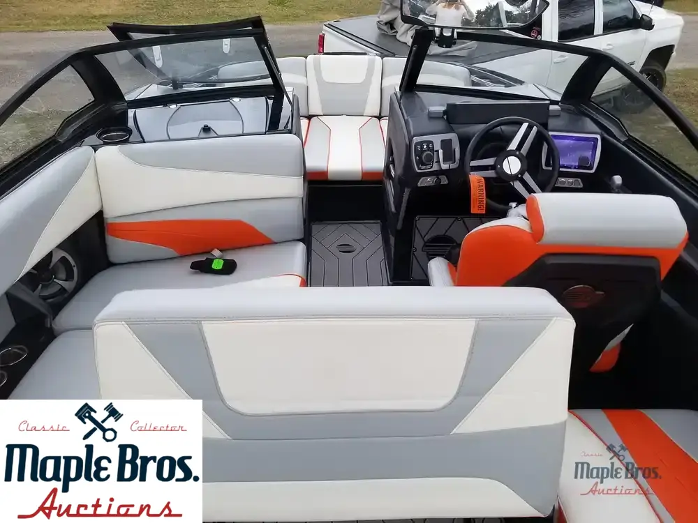 2019 Malibu 22 MXZ Wakesetter