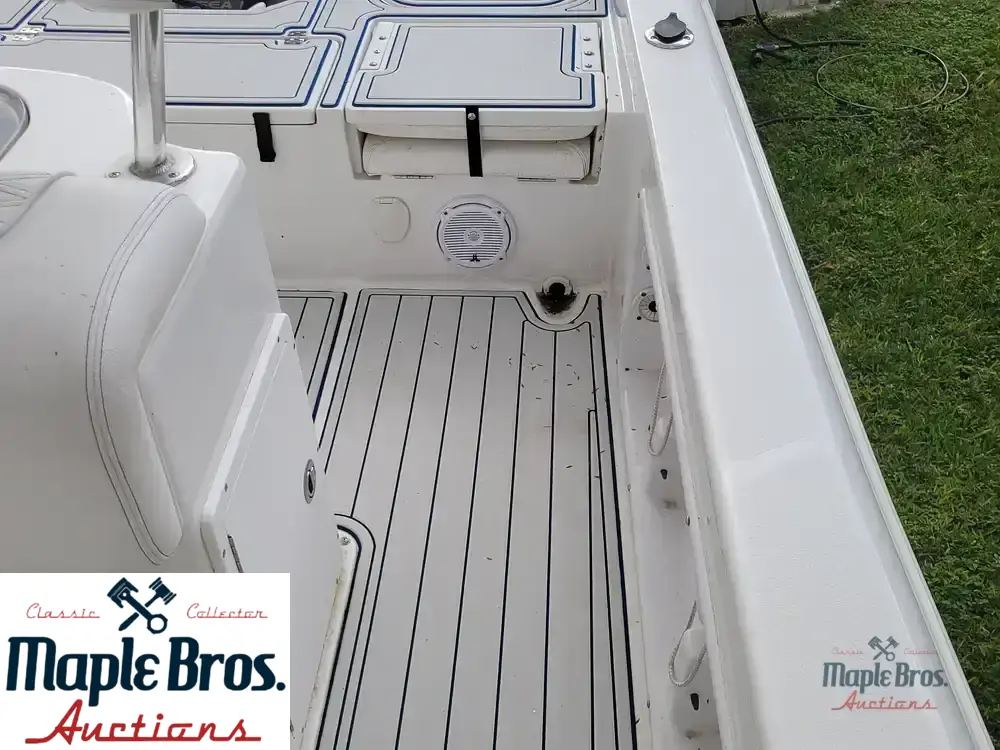 2013 Sea Hunt 24 BR