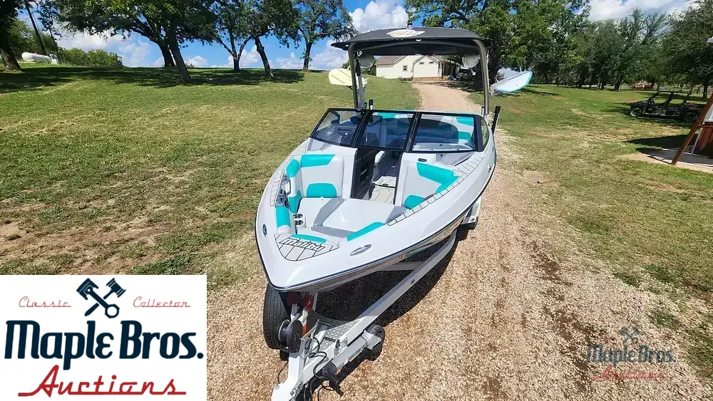 2020 Malibu 22 LSV