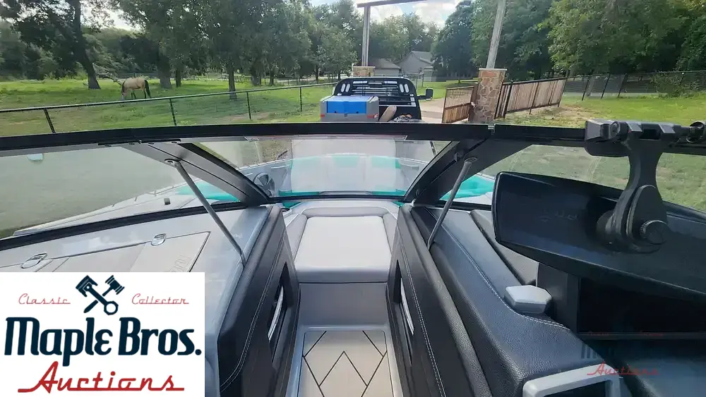 2020 Malibu 22 LSV