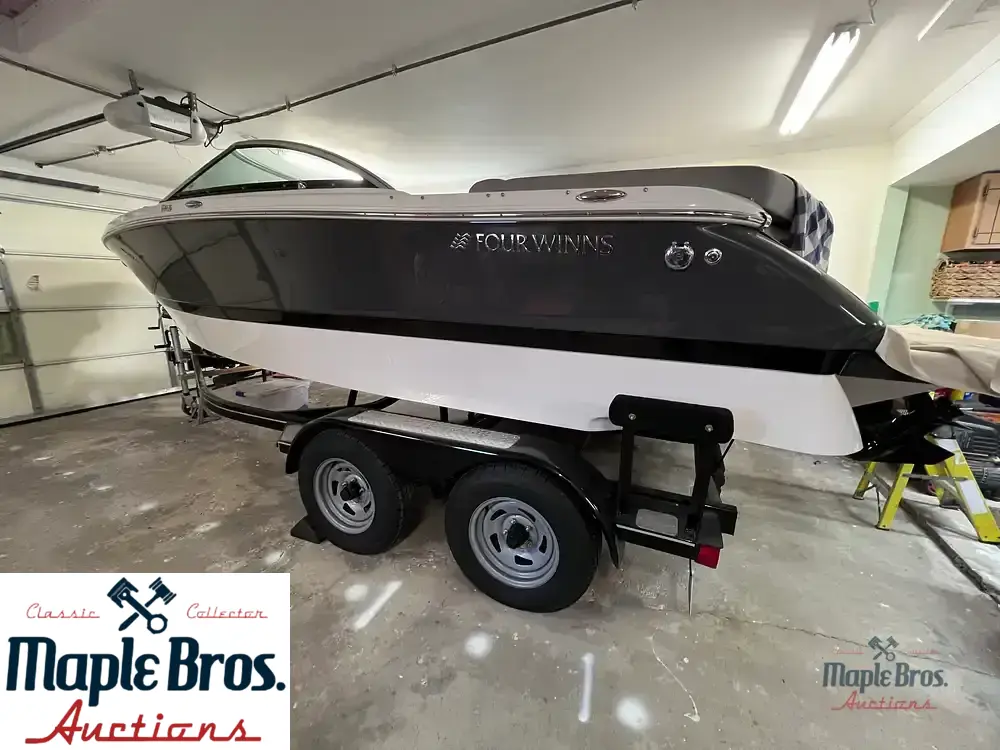 2018 Four Winns H210