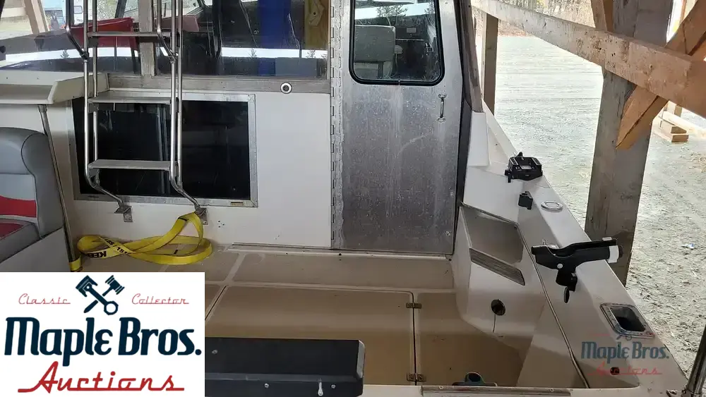 1983 Bayliner 3288 MY