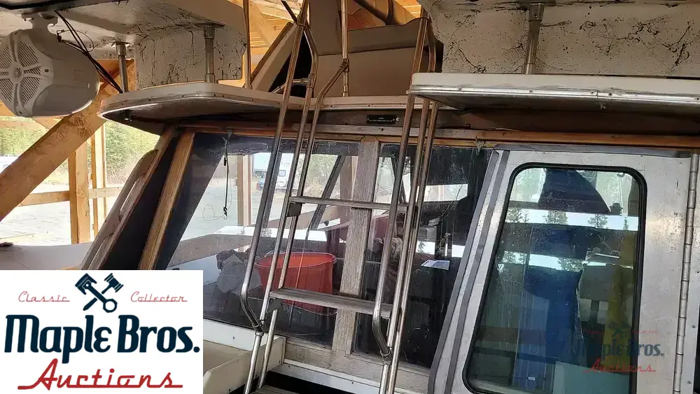 1983 Bayliner 3288 MY