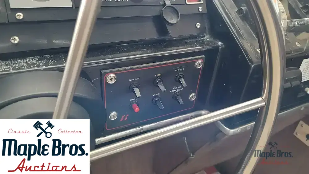 1983 Bayliner 3288 MY