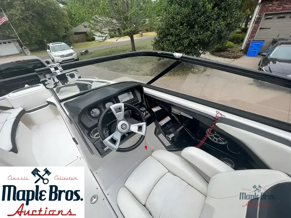 2015 Yamaha SX240