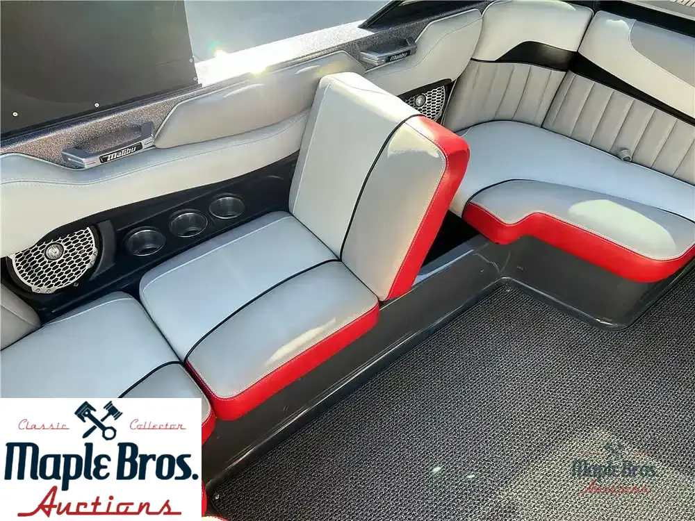 2015 Malibu Wakesetter 22 Mxz