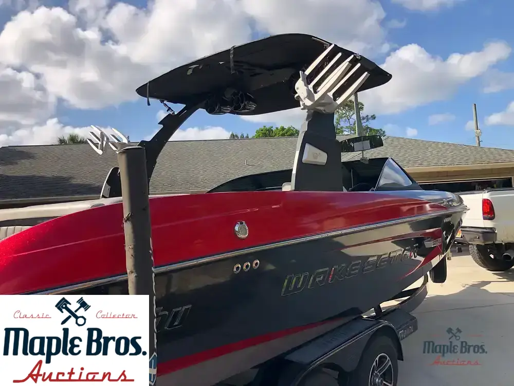 2015 Malibu Wakesetter 22 Mxz