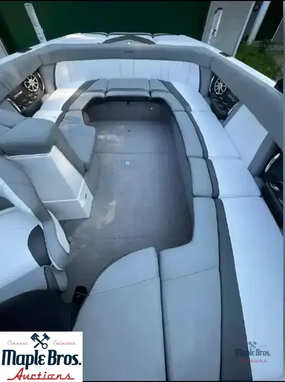 2011 Supra Launch 242