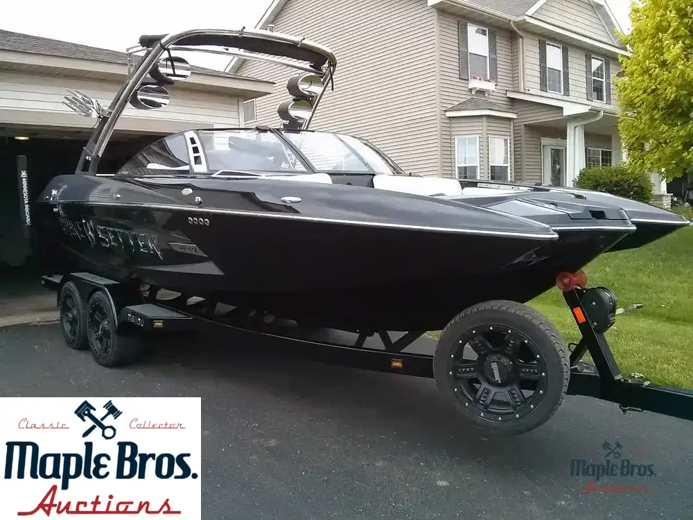 2013 Malibu Wakesetter 22 MXZ