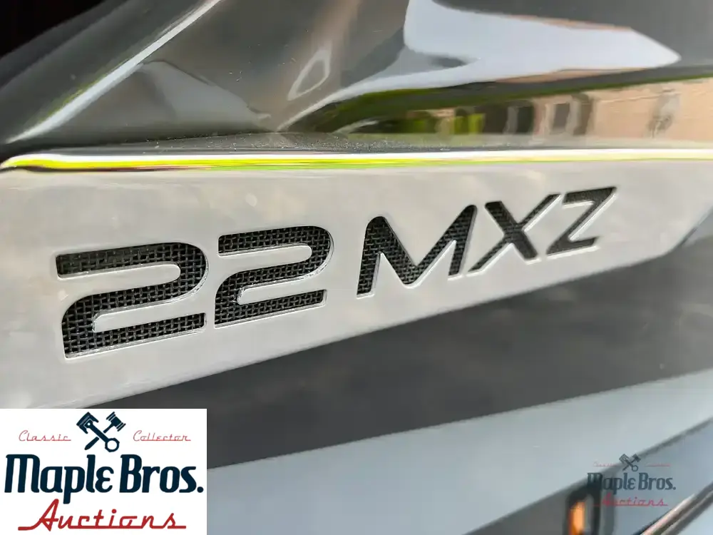 2013 Malibu Wakesetter 22 MXZ