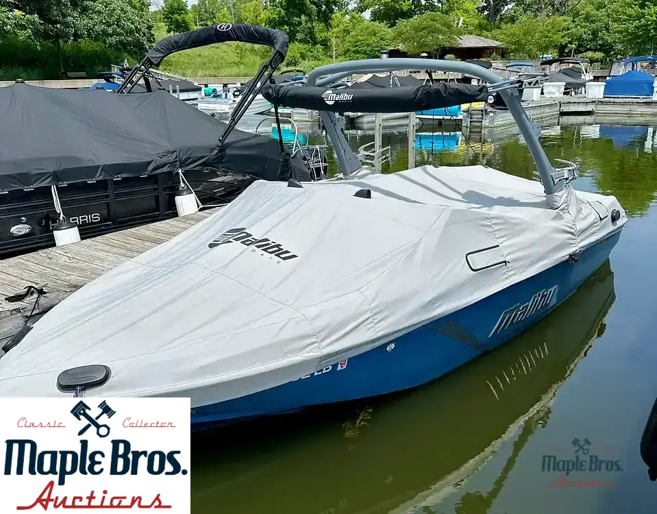 2021 Malibu 22 LSV