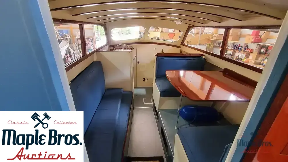 1948 Higgins Deluxe Sedan Cruiser