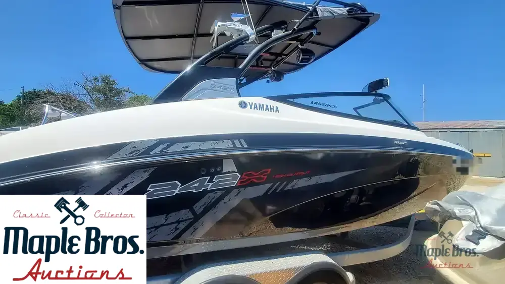 2017 Yamaha 242X