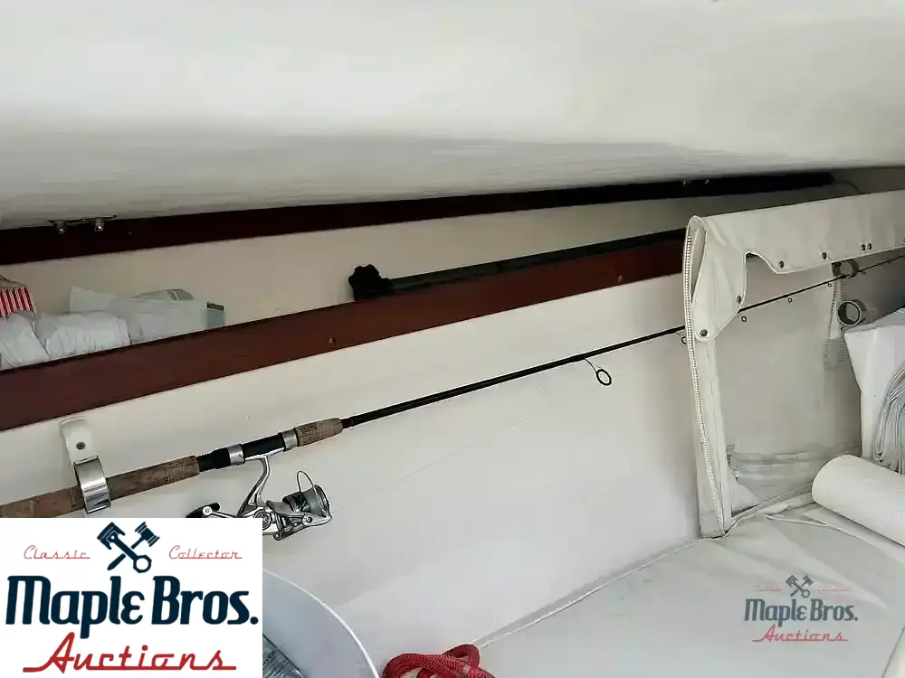 2006 Marlago FS 35 Center Console Cuddy
