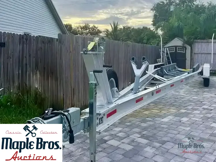 2006 Marlago FS 35 Center Console Cuddy