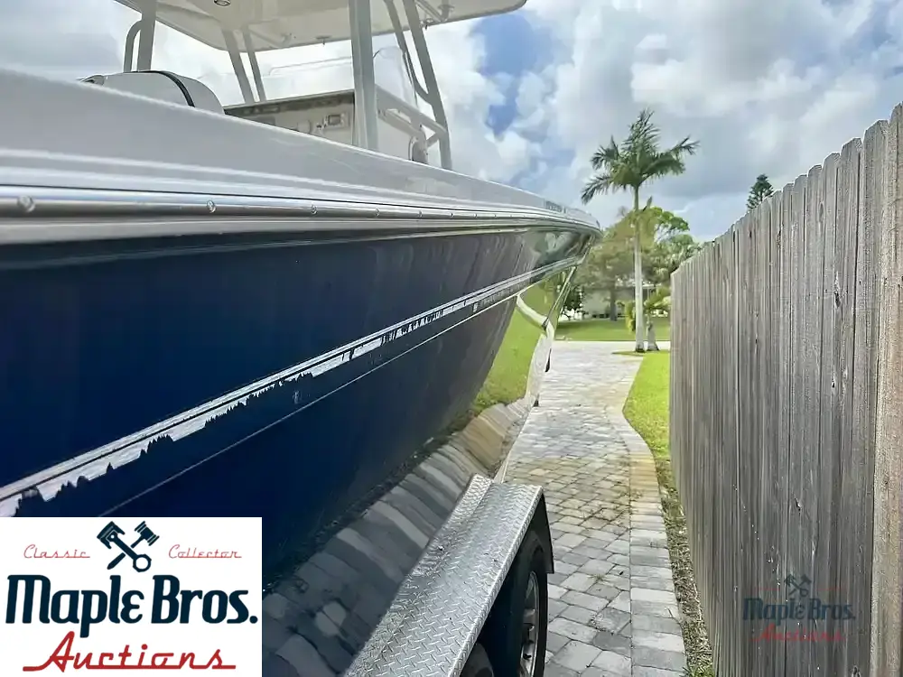 2006 Marlago FS 35 Center Console Cuddy