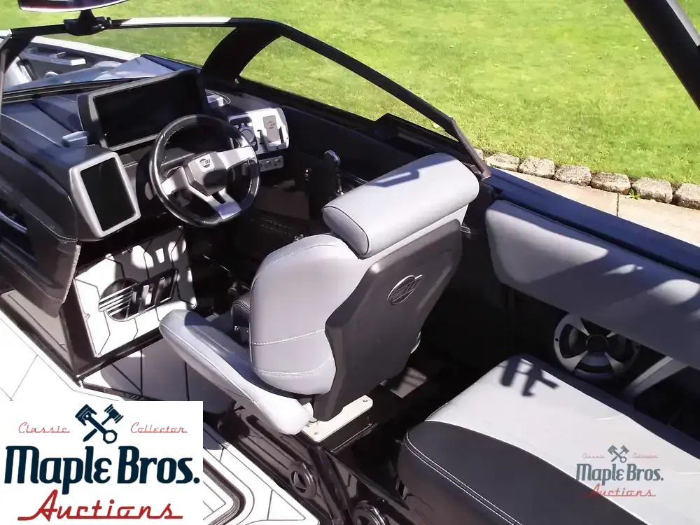2020 Malibu Wakesetter 22 MXZ