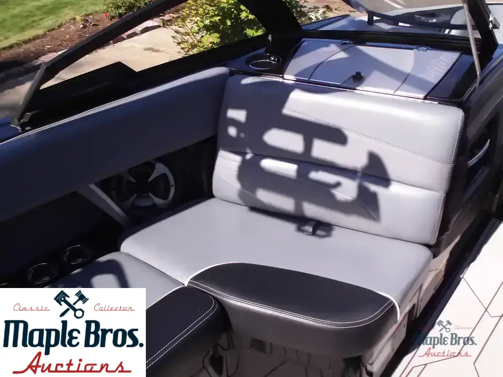 2020 Malibu Wakesetter 22 MXZ