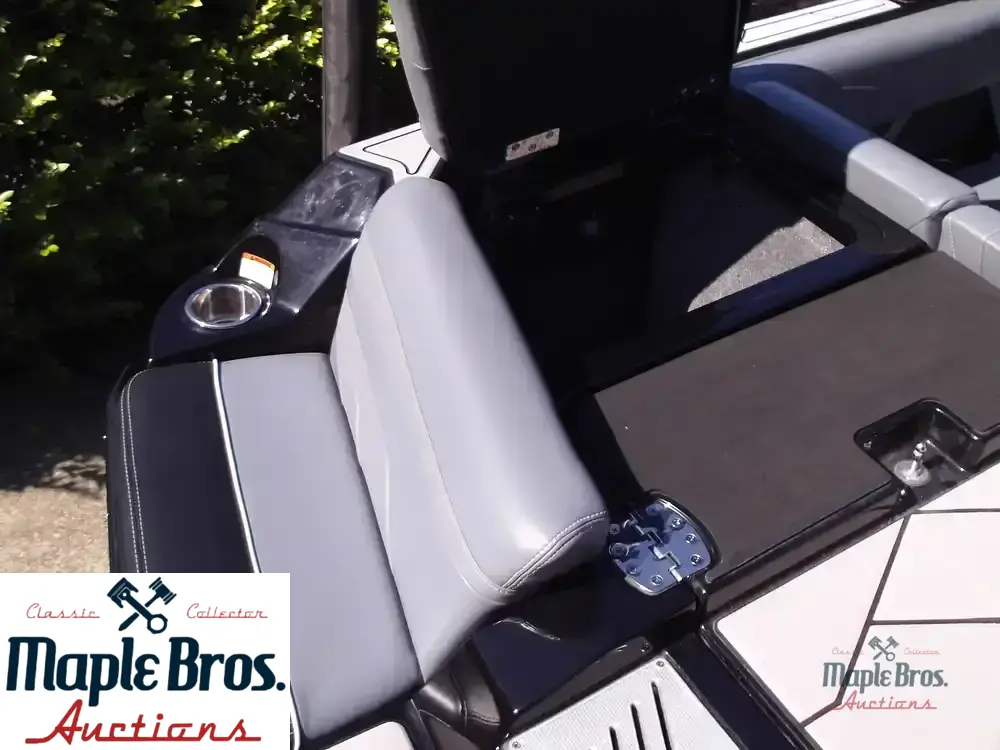 2020 Malibu Wakesetter 22 MXZ