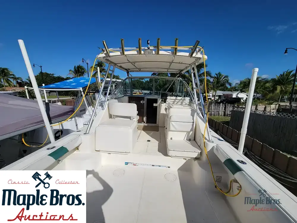 1999 Pursuit 3000 Express