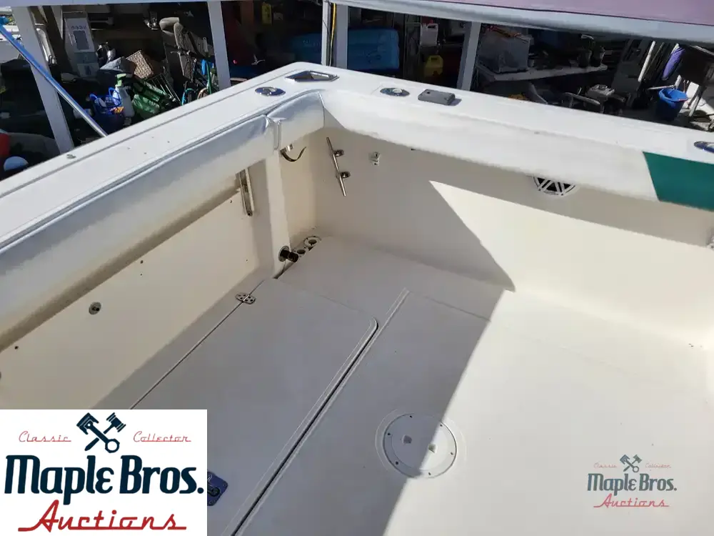 1999 Pursuit 3000 Express
