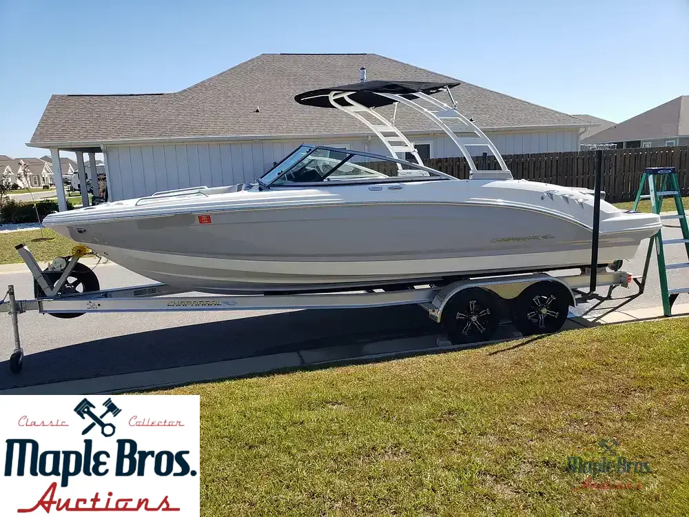 2023 Chaparral 23 SSi