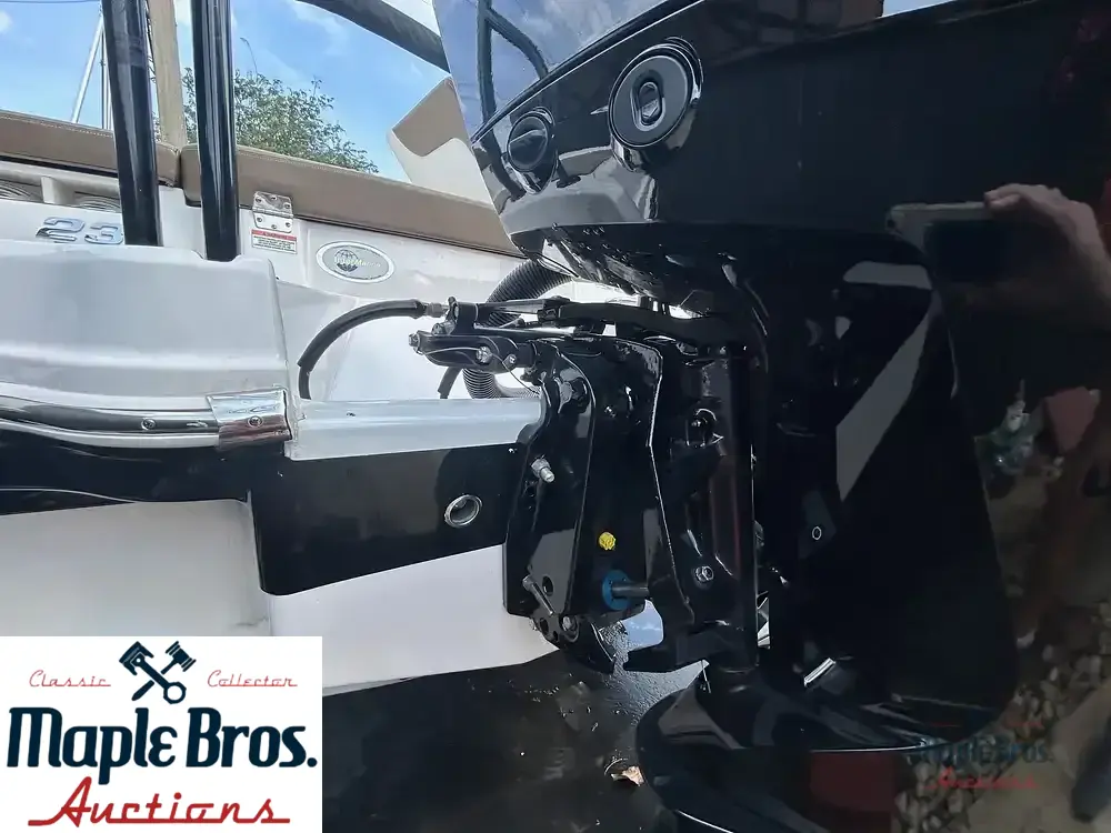 2022 Chaparral 23 SSi OB