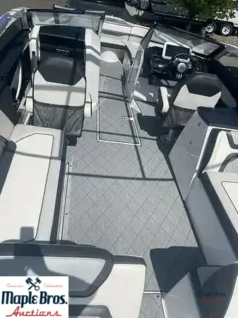 2019 Yamaha 275 SE