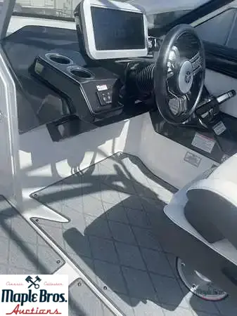 2019 Yamaha 275 SE