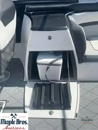 2019 Yamaha 275 SE