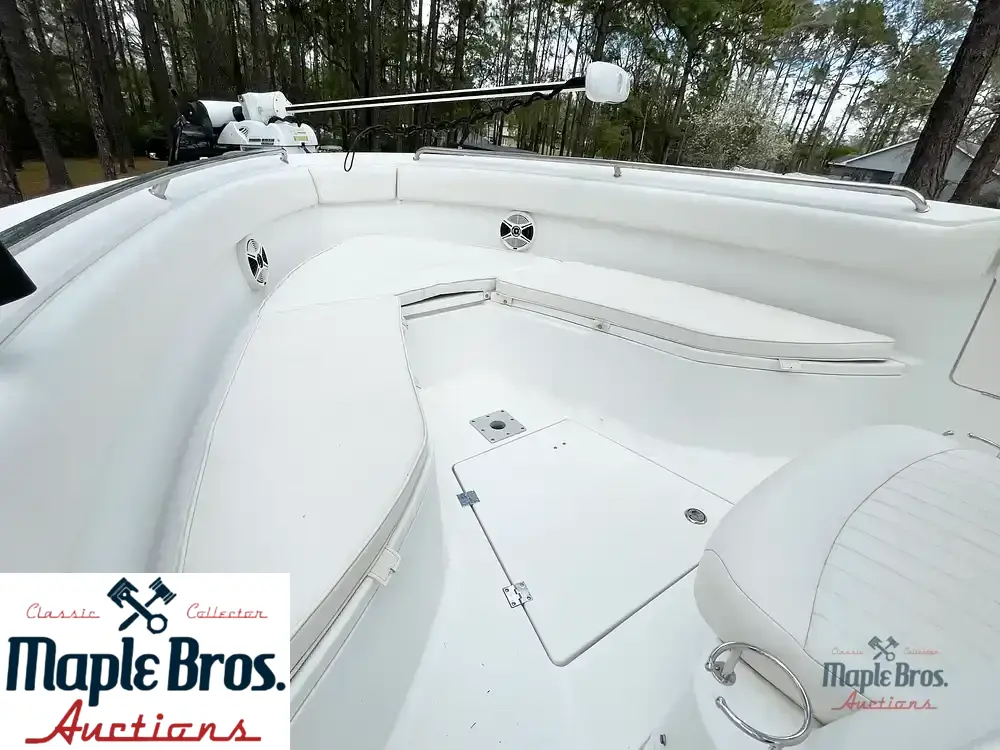 2013 Robalo R260