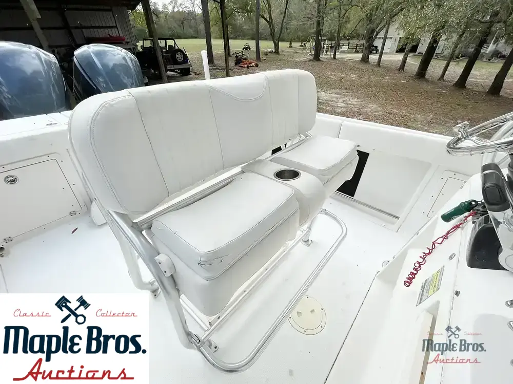 2013 Robalo R260