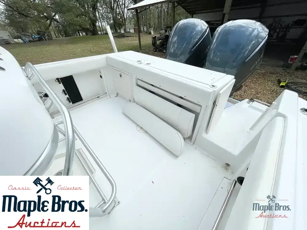 2013 Robalo R260