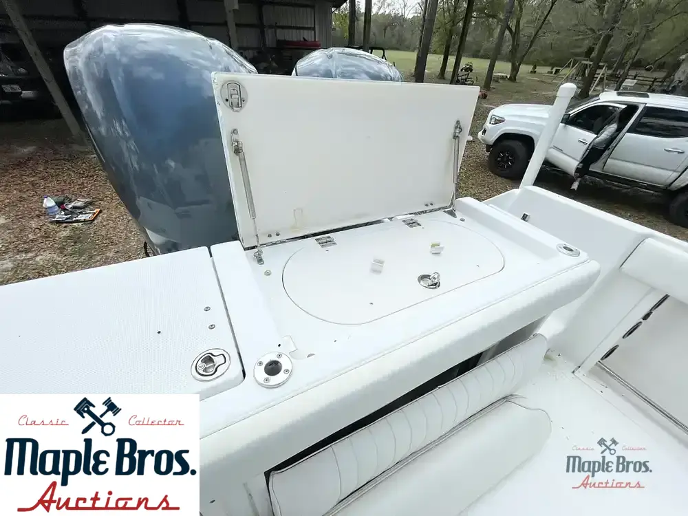 2013 Robalo R260