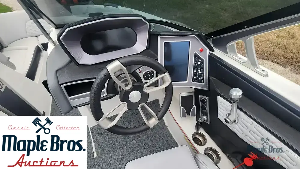 2020 Mastercraft X24
