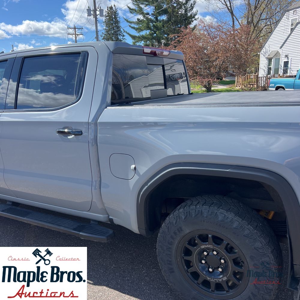 2024 GMC Sierra 1500 AT4X