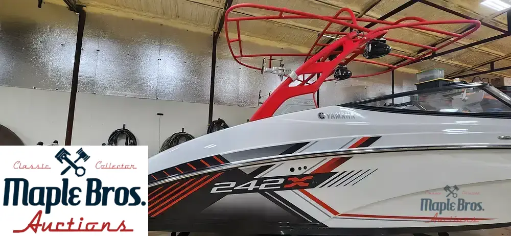 2019 Yamaha 242X E-Series
