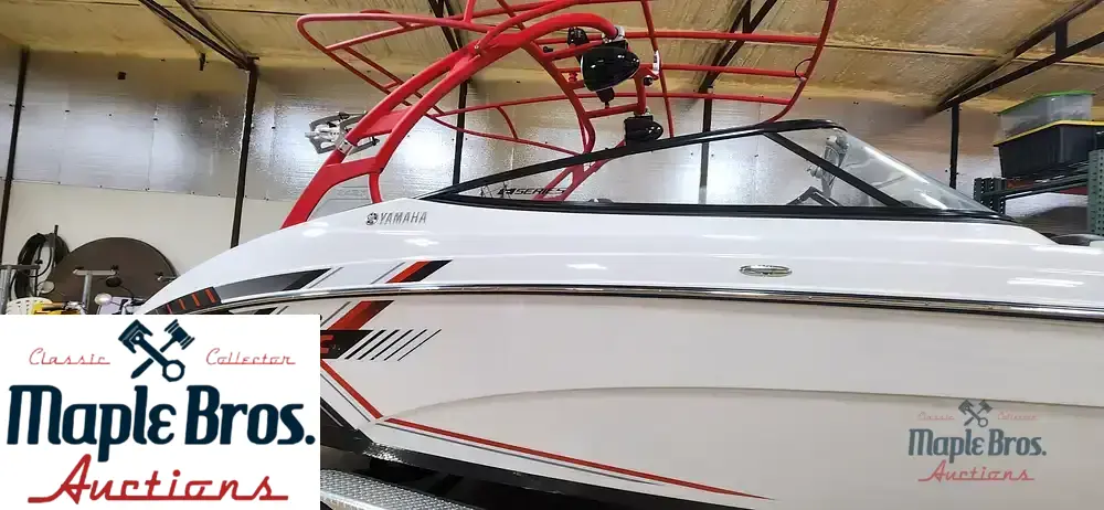 2019 Yamaha 242X E-Series