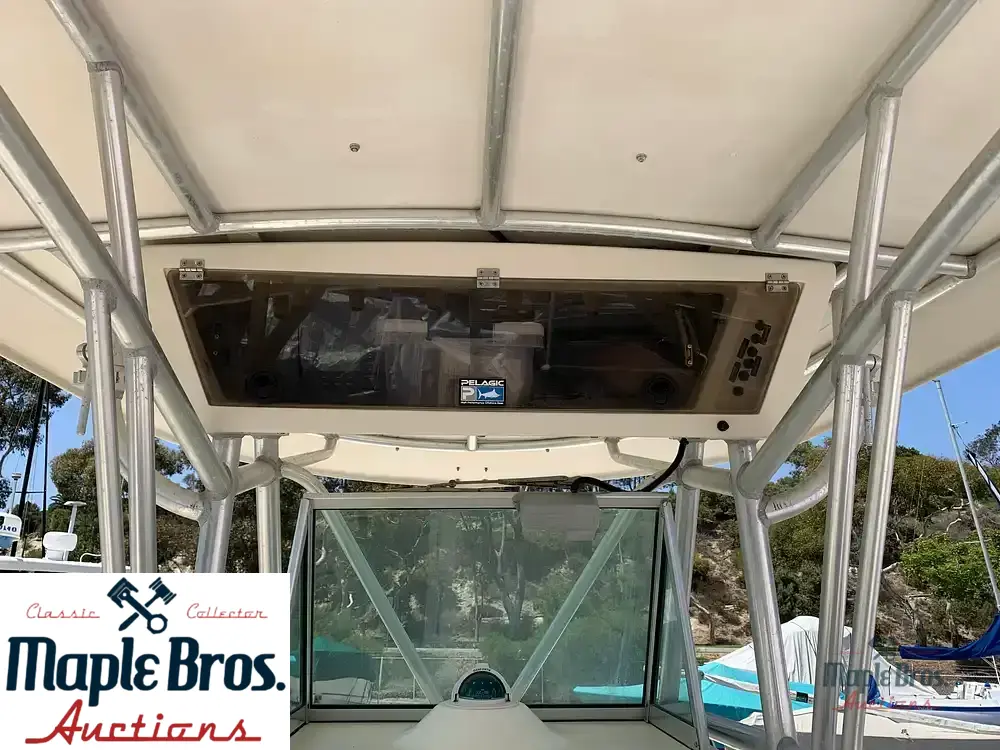 2003 World Cat 270 TE
